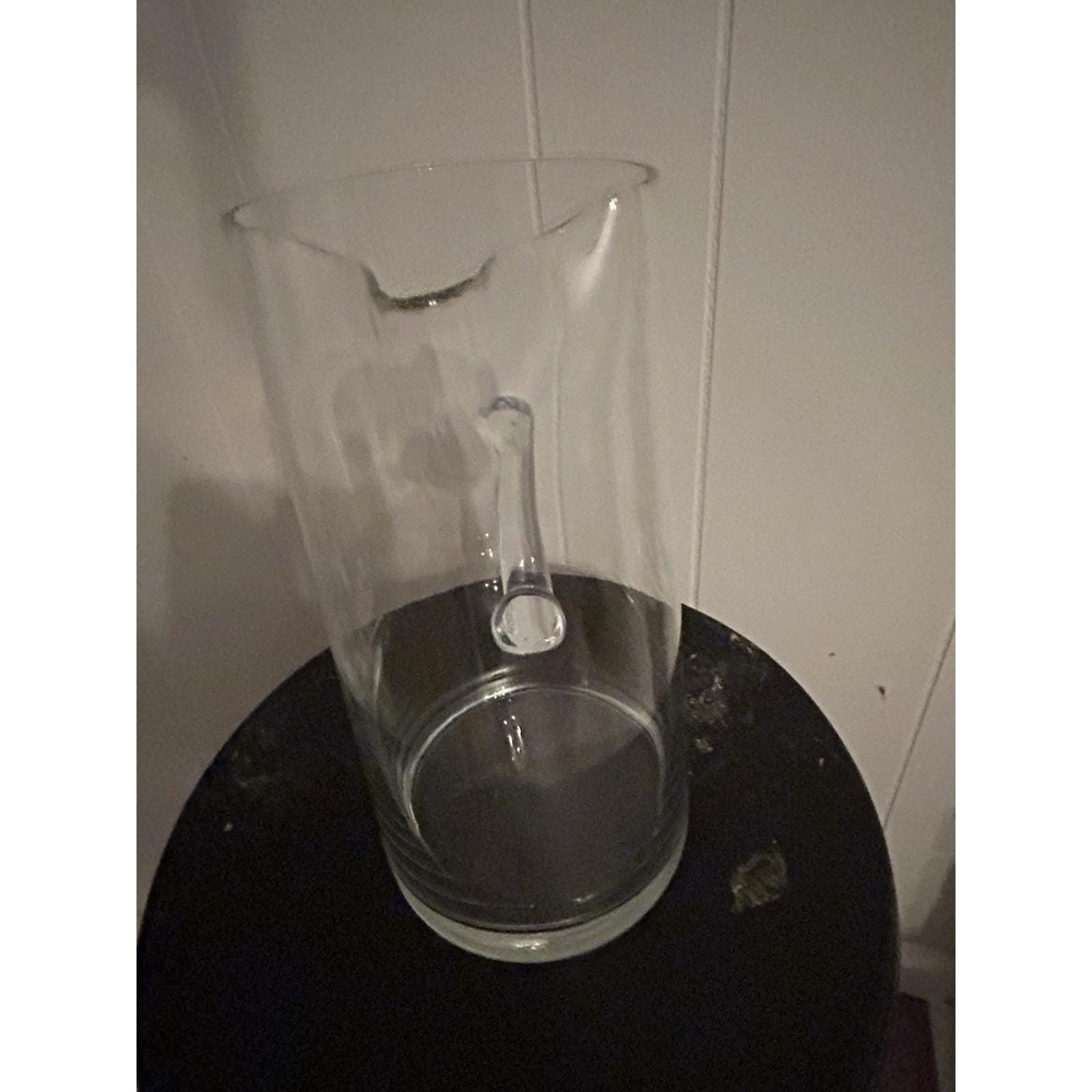 Vtg Clear Hand Blown Glass Beverage Pitcher Etched Crest C Ice Lip Handle 10" - Picture 6 of 9